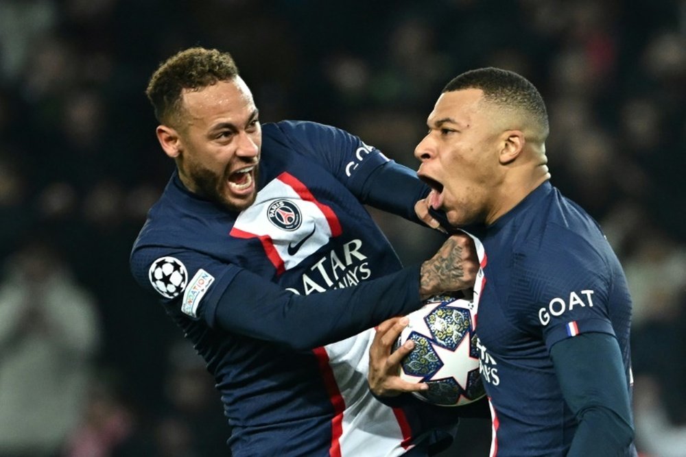 Neymar said Mbappe's behavior changed when Messi arrived from Barça. AFP