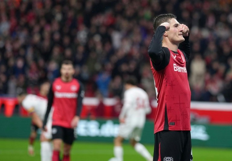 Bayer Leverkusen closed the gap on Bayern Munich at the top of the German Bundesliga to four points after Patrik Schick scored four in a 5-1 victory over Freiburg on Saturday.