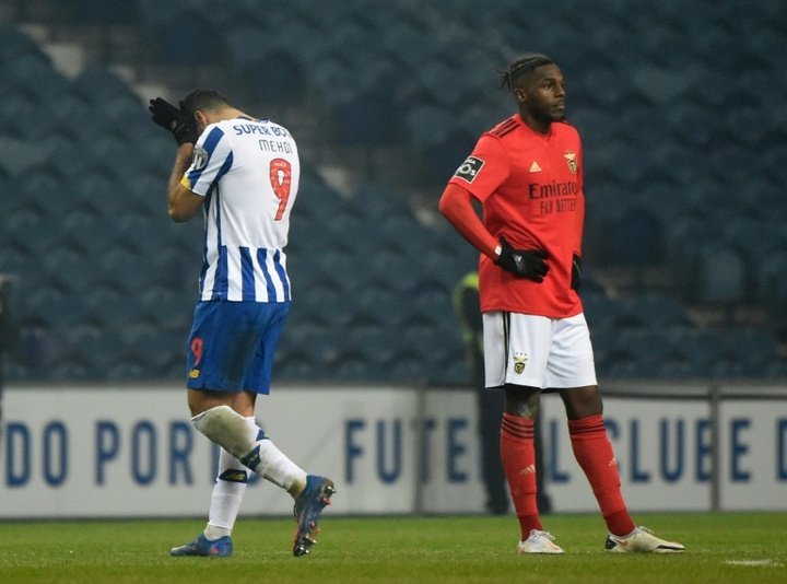 Taremi scores, gets sent-off as Porto and Benfica draw