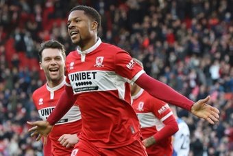 Middlesbrough hammered Reading 5-0 on Saturday to move within sight of automatic promotion from the Championship after leaders Burnley drew and Sheffield United were beaten.