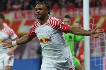 Goals from Lois Openda and Benjamin Sesko took RB Leipzig to a comfortable 2-0 home win over Union Berlin on Sunday, the Saxons' first Bundesliga victory since December.