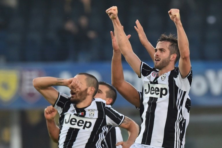 Pjanic answers critics as Juve labour to Chievo win