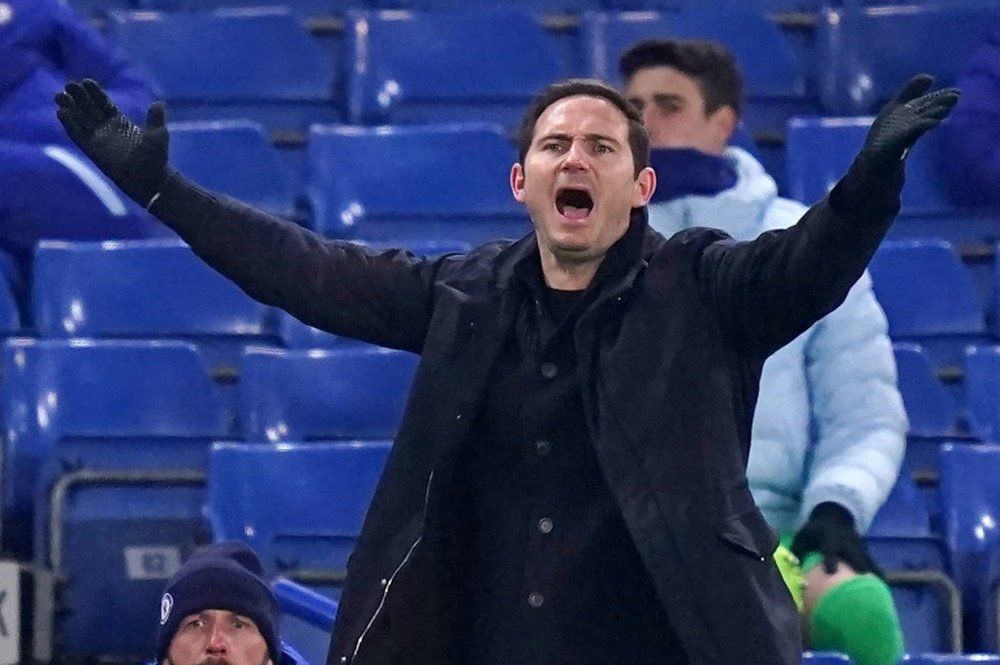Chelsea fail to lift pressure on Lampard. AFP