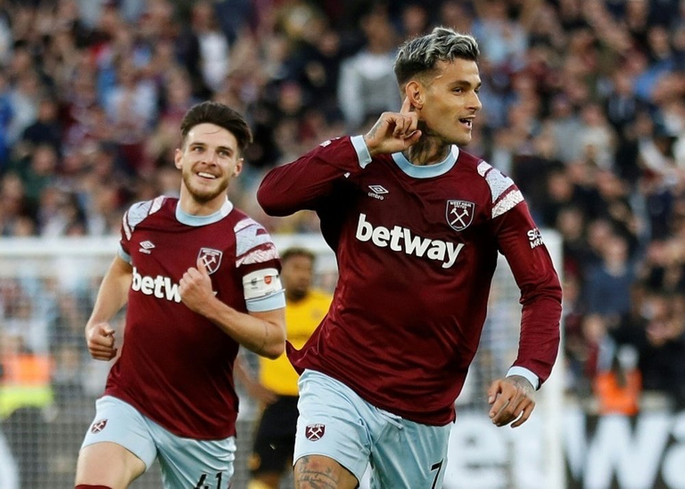 Gianluca Scamacca (R) scored as West Ham beat Fulham. AFP