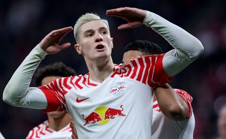 Šeško completa la nuova linea d'attacco del Manchester United