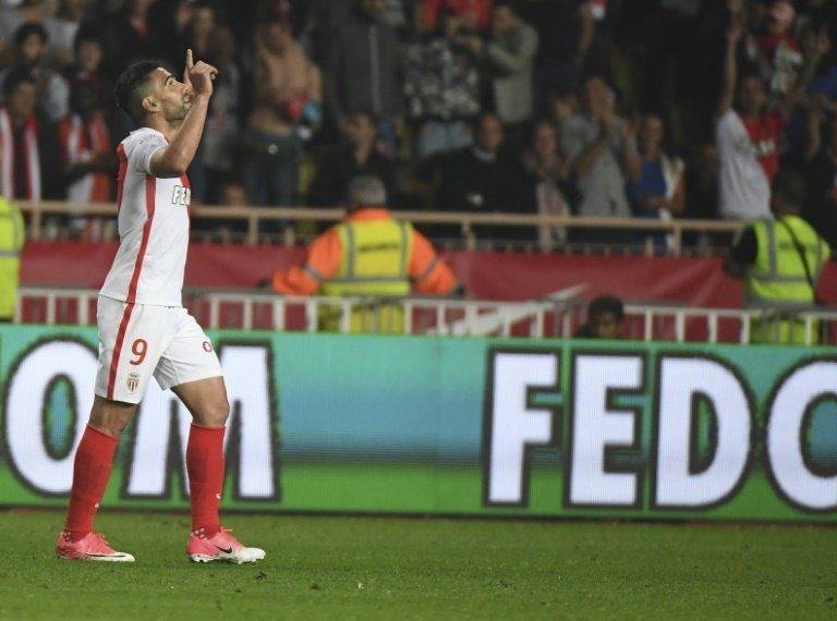 Falcao fires Monaco to brink of French title