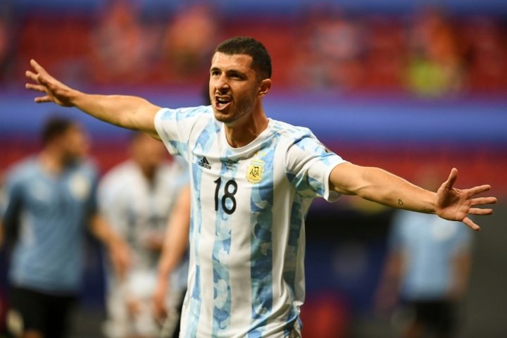 Rodriguez gives Argentina Copa edge in tense derby win over Uruguay