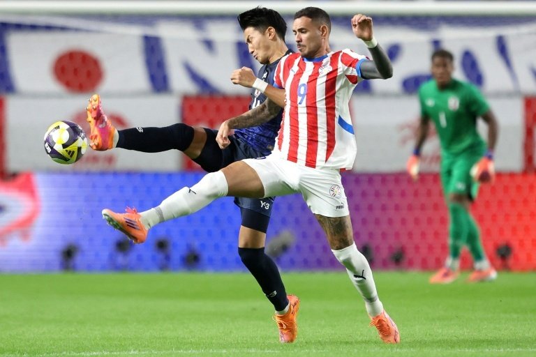 Japan grab last-gasp friendly draw with Paraguay