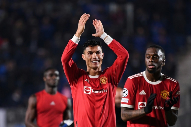 ï»¿Ronaldo saves Man Utd once more as Bayern, Juventus reach Champions League knockouts