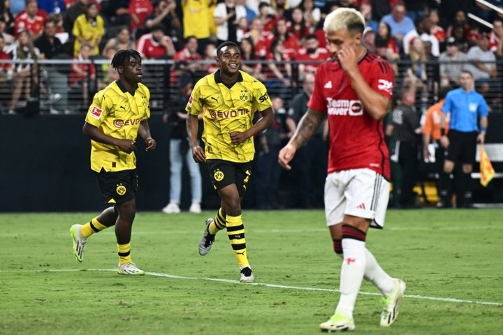 Dortmund beat sloppy Man United in Vegas friendly