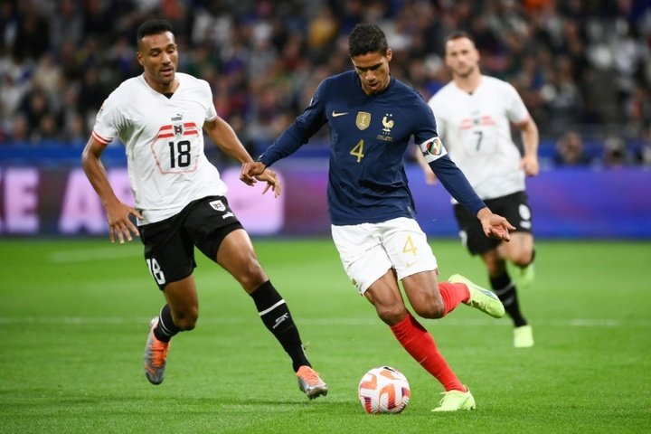 Varane and Giroud included in France squad for World Cup