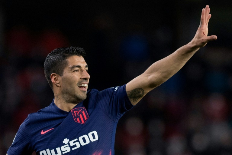 ï»¿Recoveries on the line as Barca, Atletico struggle for top four