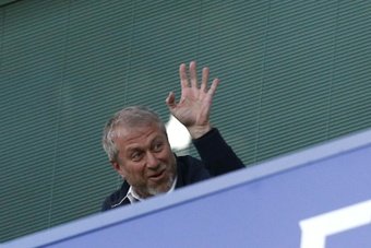 UK sanctions enlarge to Chelsea proprietor Roman Abramovich