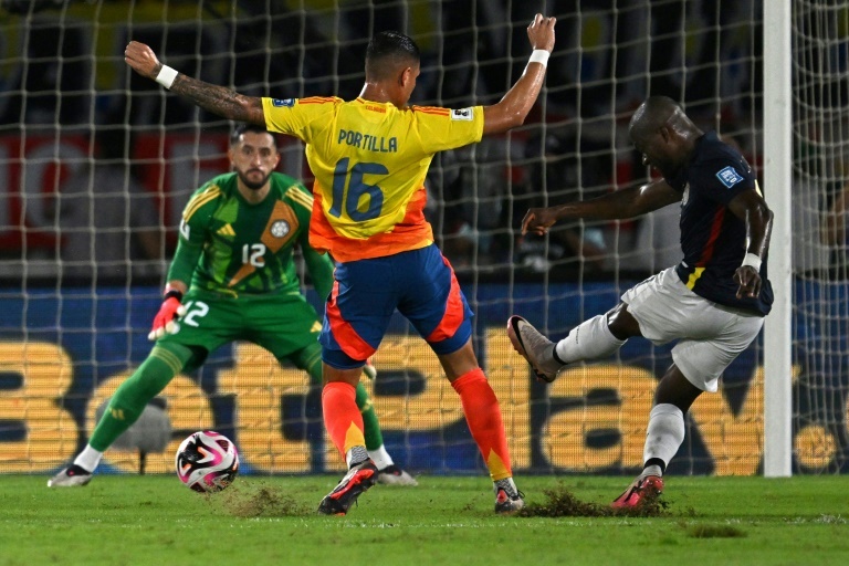 Valencia helps ten-man Ecuador upset Colombia