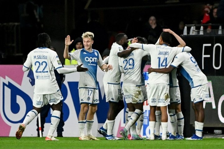 Monaco down Rennes to move back into top two