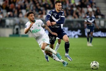 Bordeaux, Saint-Etienne stand over relegation trapdoor on last day of season