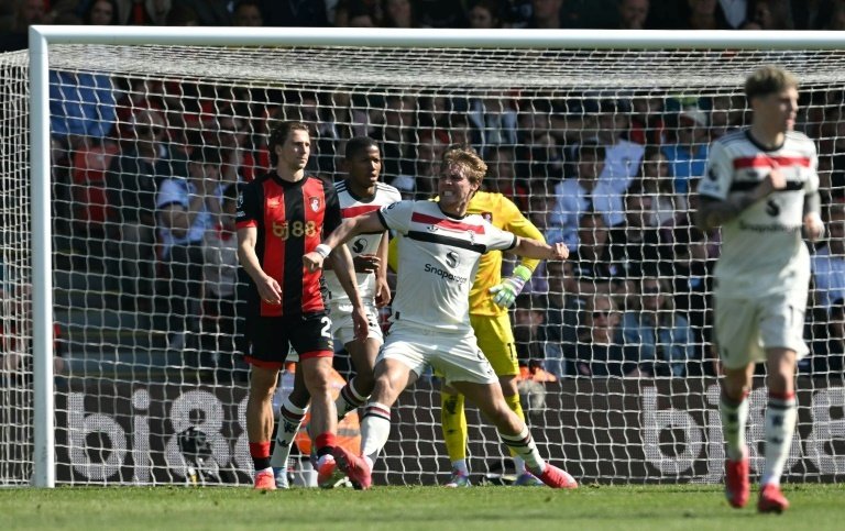 Hojlund strikes at the death to rescue Man Utd in Bournemouth draw