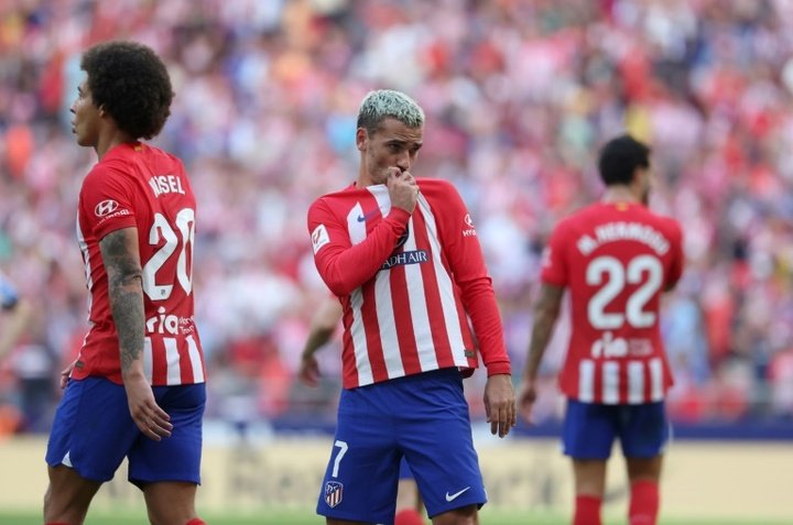 Late Griezmann penalty earns Atletico win over Real