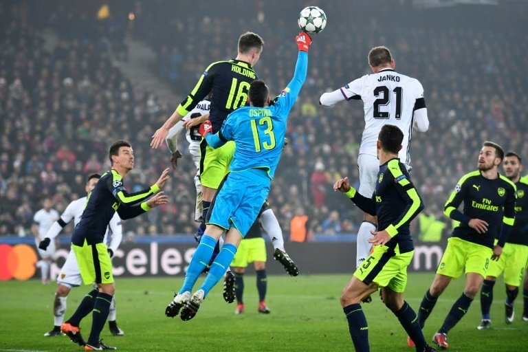 Pressure on Wenger to break Bayern curse in Champions League