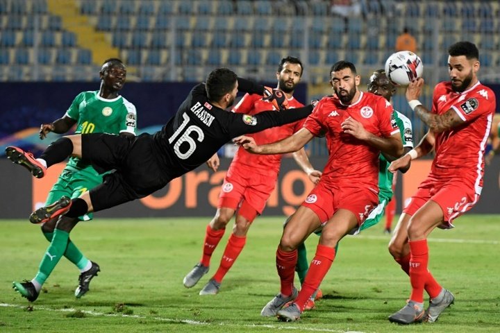 Own goal takes Senegal through to final