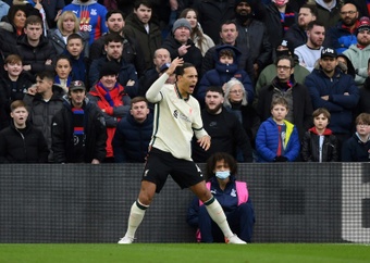 Liverpool near on Man City as Arsenal held