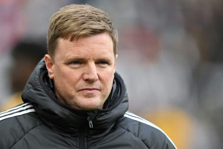 Howe 'not 100 percent' on Newcastle return after hospital stay