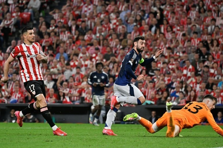 Amorim determined to keep Fernandes at Man Utd despite Saudi interest