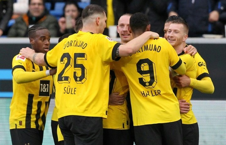 Brandt sinks Hoffenheim, Dortmund three points clear