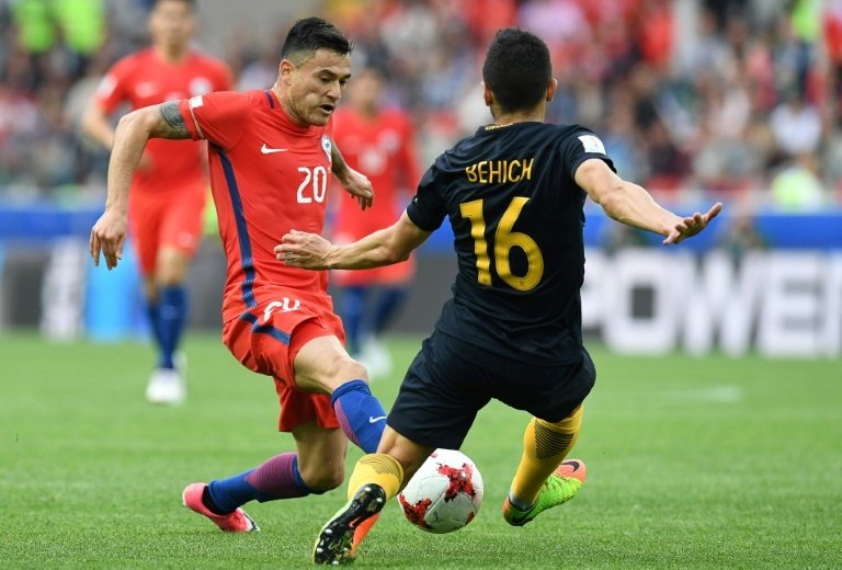 Chile sweat over Aranguiz's fitness
