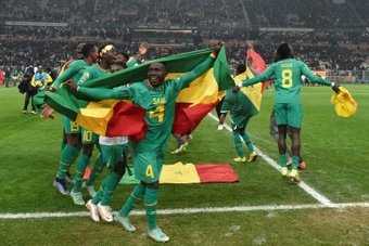 Senegal completed a double when they beat hosts Algeria 5-4 on penalties after a 0-0 draw to win the African Nations Championship (CHAN) final on Saturday.