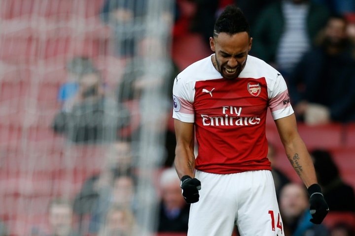 Aubameyang at the double, Arsenal too hot for Burnley