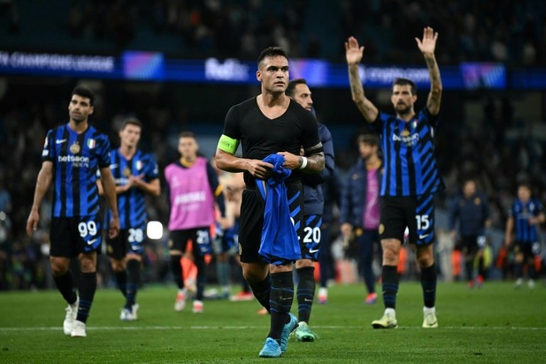 Inter on a high ahead of Milan derby as Napoli face Juve test