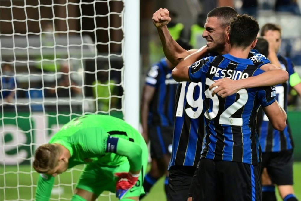 Matteo Pessina (R) got the only goal as Atalanta beat Young Boys. AFP