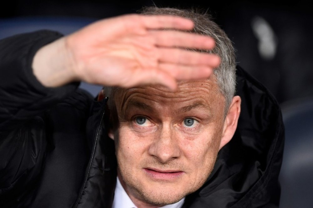 Solskjaer eyes strong finish as Everton lie in wait.