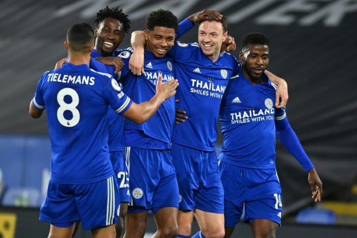 Leicester crush West Brom to boost CL hopes