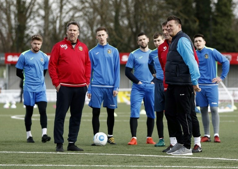 Sutton ready to add to Wenger's woes
