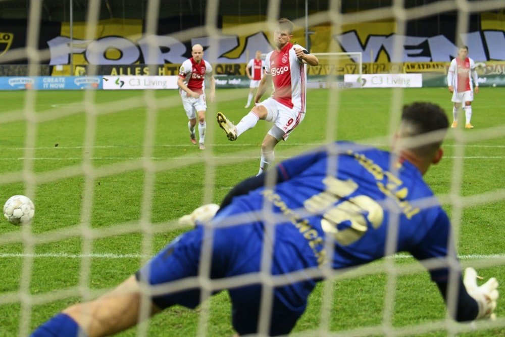 Ajax won 13-0. AFP