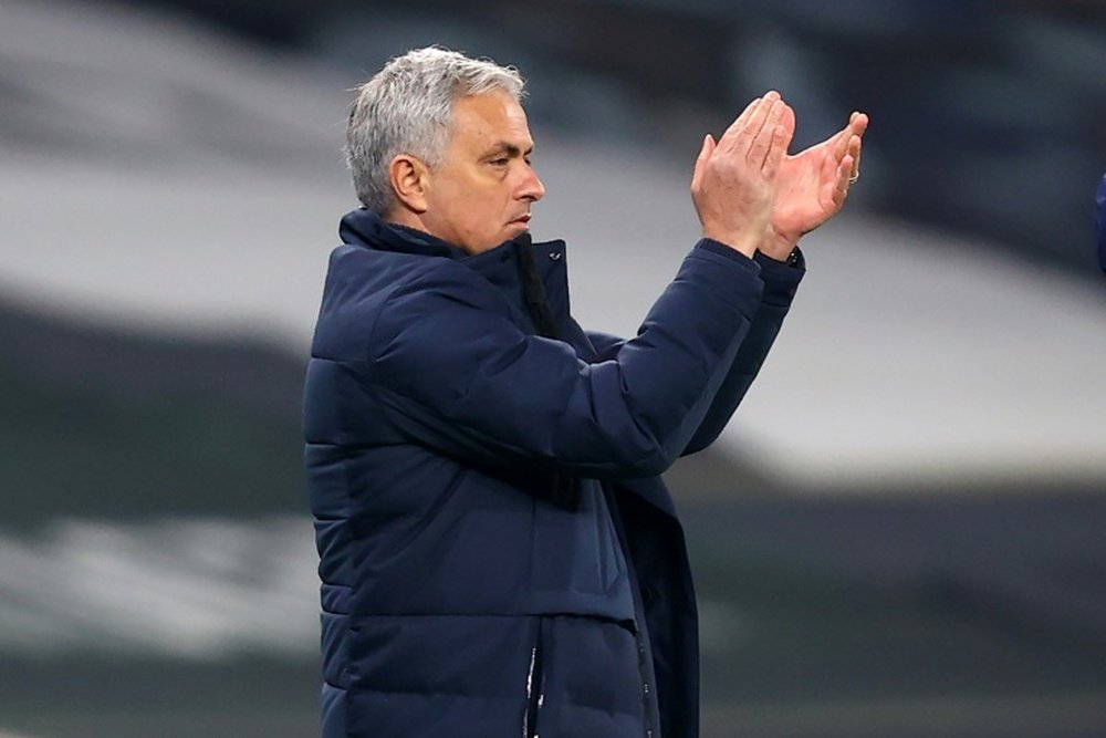 Mourinho says he only 'looks up, not down' ahead of Arsenal match. AFP