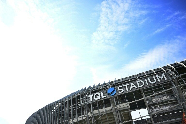 Dortmund stars hide from sun at Club World Cup 'sauna'. AFP