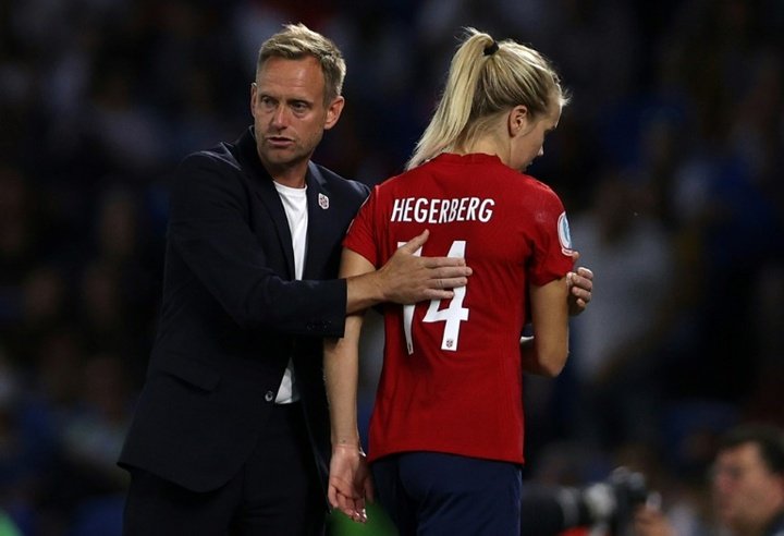 Norway women's coach sacked after European rout to England