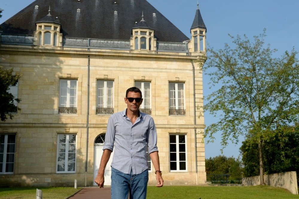 Poyet leaves Bordeauxs training ground on Friday morning. AFP