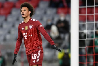 ï»¿Superb Sane strike fires Bayern again to Bundesliga summit