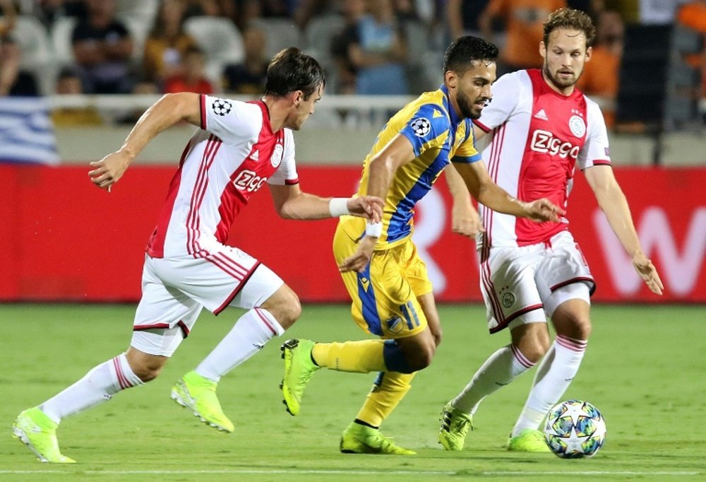 Ajax finish with 10 men and a goalless draw in Cyprus.