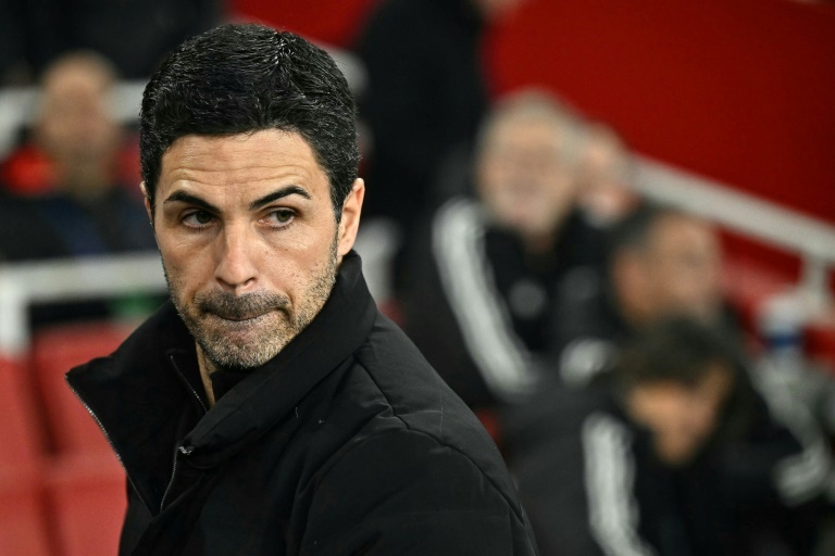 Arsenal boss Arteta says Chelsea "deserve" to be considered title rivals