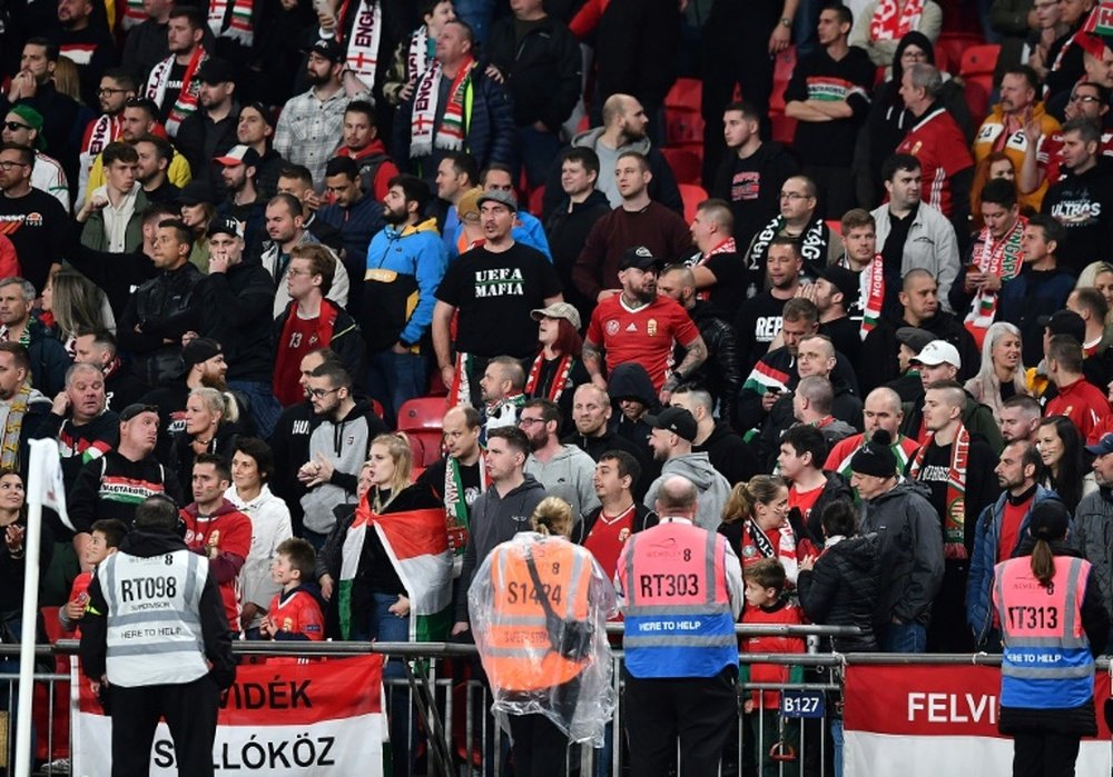 Hungary fans clash with police at Wembley.b AFP