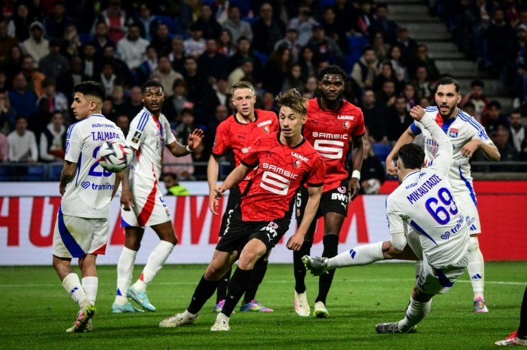 Lyon and Strasbourg both recorded comfortable wins in Ligue 1 on Saturday to remain neck-to-neck in the race for Champions League football next season, while Le Havre held Monaco to a stalemate that condemned Montpellier to relegation.