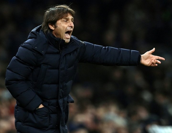 Conte says Spurs must work hard to close gap with rivals