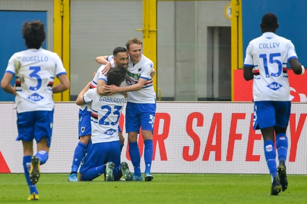 Fabio Quagliarella (Rear L) scored for Sampdoria in the draw with AC Milan. AFP