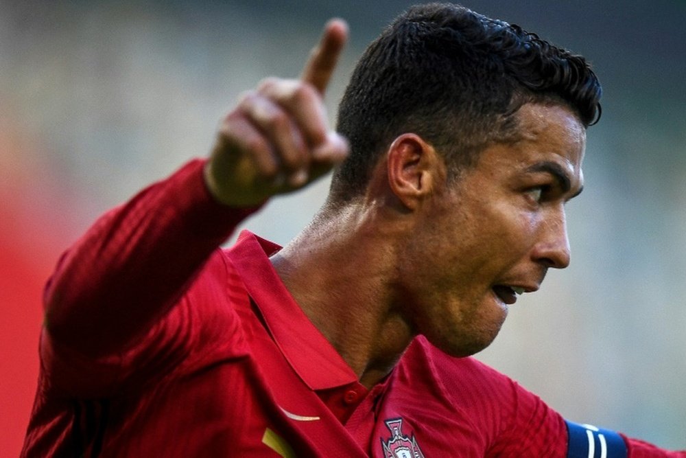 Cristiano Ronaldo scores as Portugal breeze past Israel