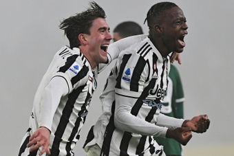 Vlahovic units up Italian Cup semi with vintage crew Fiorentina